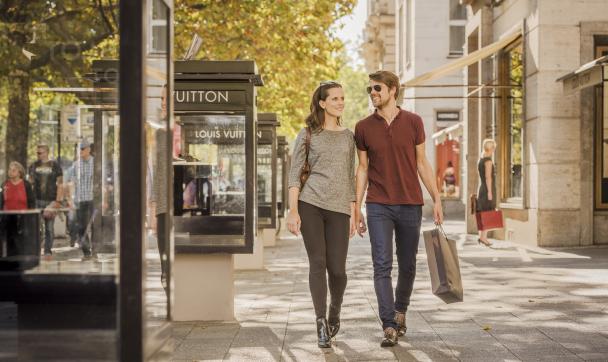 Kurfürstendamm shopping boulevard in Berlin
