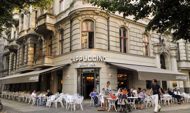 Shopping on Wilmersdorfer Straße in Berlin