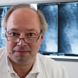 Prof. Dr. med. Wolfgang Ertel, MD, FACS