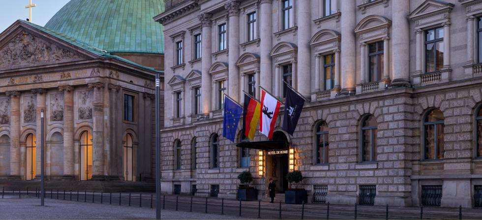 entrance of Hotel de Rome Berlin