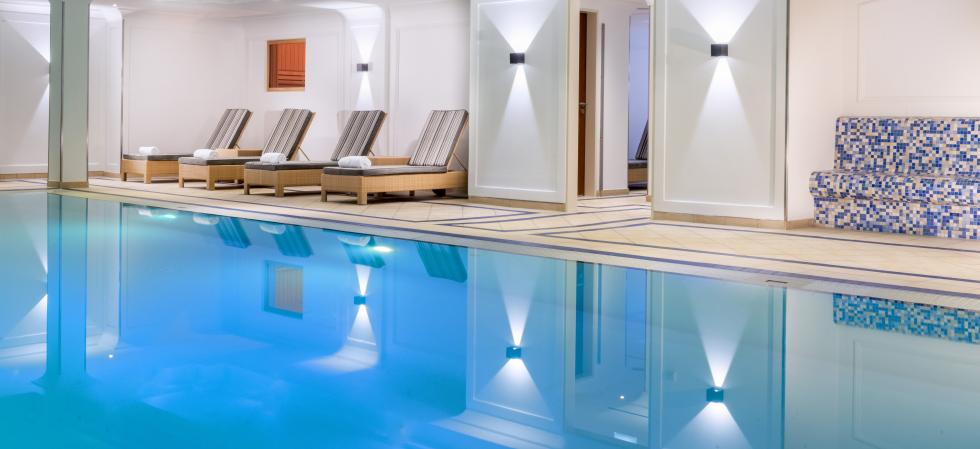 Pool area at JW Marriott Hotel Berlin
